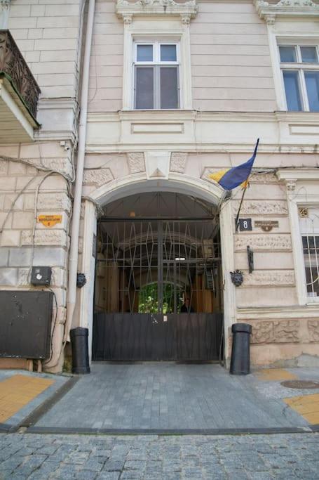White Door Apartments Heart Of Odessa 4 Exterior photo
